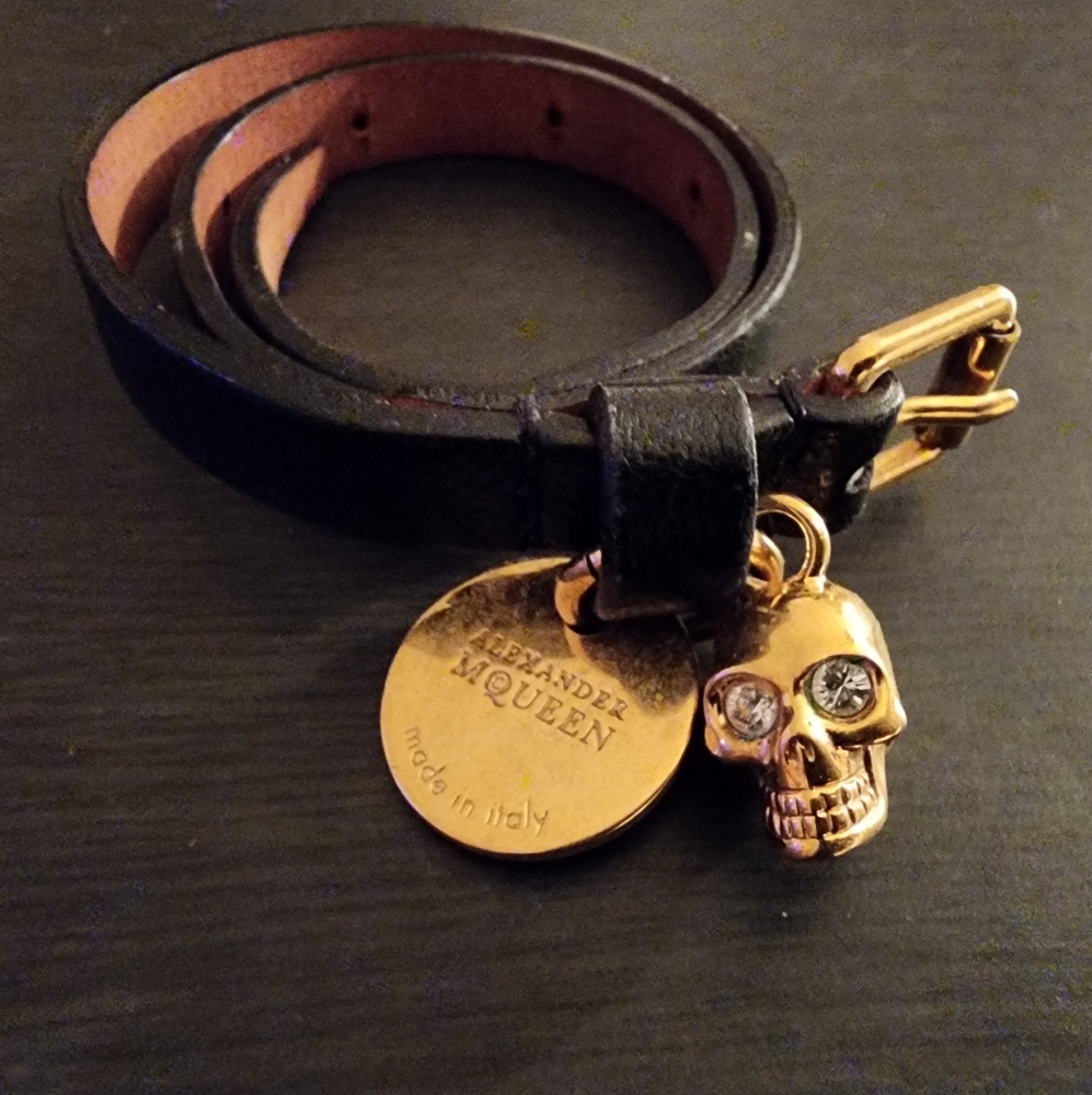 Alexander mcqueen skull bracelet
